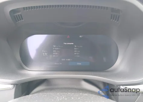 2025 Volvo Xc60 Plus from USA, damaged, VIN YV4M12RC4S1148797